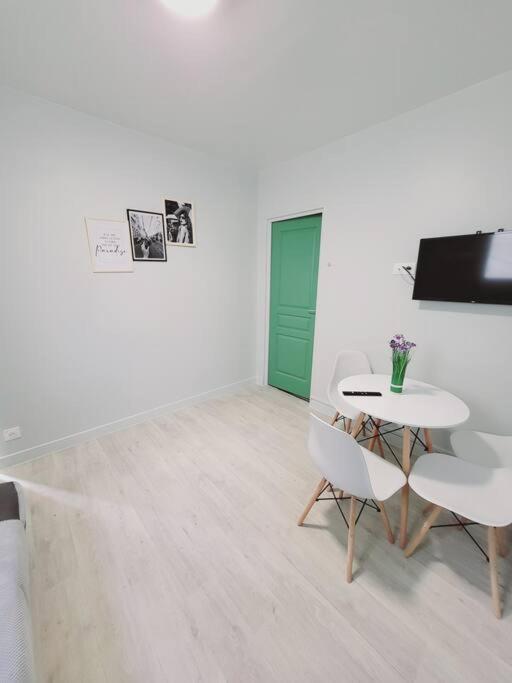 Appartement Proche St Denis "Appart 3" بيارفيت-سور-سين المظهر الخارجي الصورة